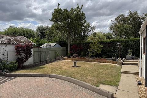 2 bedroom bungalow for sale, Briarwood Way, Derby DE23