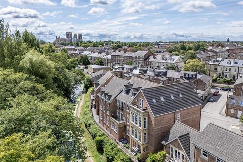 2 bedroom flat for sale, Dennison Street, York, YO31 8YX