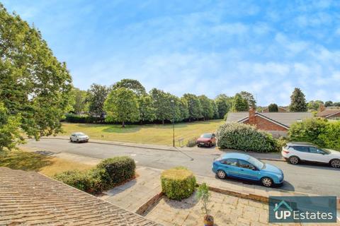 3 bedroom semi-detached house for sale, Hexworthy Avenue, Styvechale Grange, Coventry