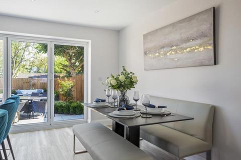 2 bedroom semi-detached house for sale, Hanningfield Park, Rettendon Common, CM3