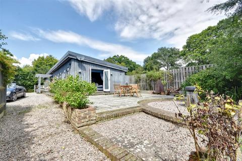 2 bedroom detached bungalow for sale, Hunts Hill Farm, Moons Green, Wittersham, Tenterden
