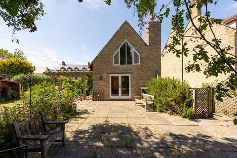 2 bedroom detached house for sale - Spring Lane, Stagsden, Bedfordshire, MK43