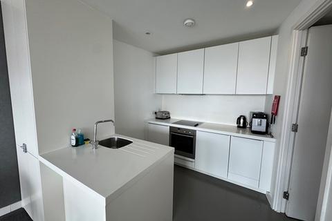 2 bedroom apartment to rent, 1700 Rotunda