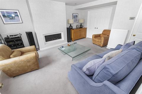 65 Cherry Tree Way, Helmshore, Rossendale, BB4 4JZ