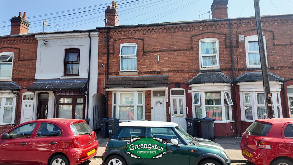 370 Charles Road 3