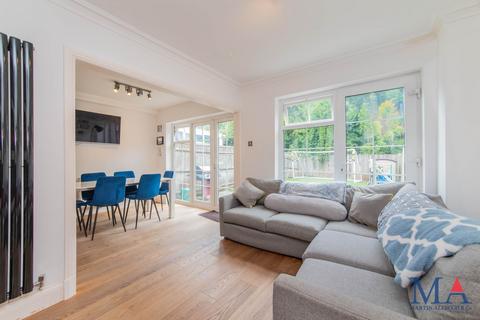4 bedroom townhouse for sale, Cavendish Crescent, Elstree