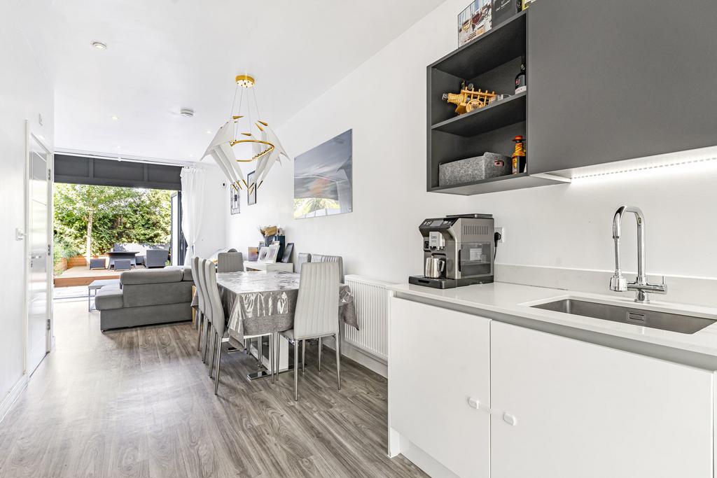 Reception/Kitchen