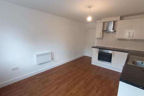 1 bedroom apartment to rent, City Road, Cardiff
