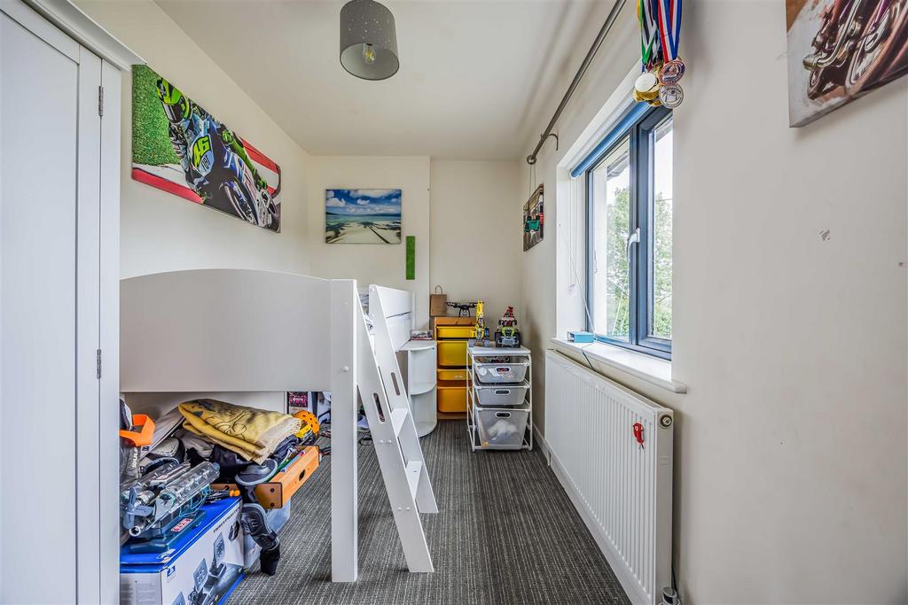 2 Firpiece, Forestside Road, Rowland’s Castle-Smal