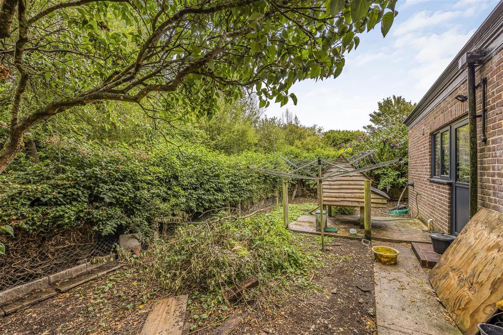 2 Firpiece, Forestside Road, Rowland’s Castle-Port