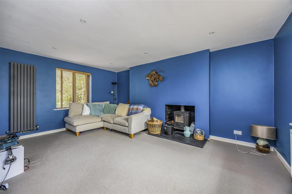 2 Firpiece, Forestside Road, Rowland’s Castle-Port