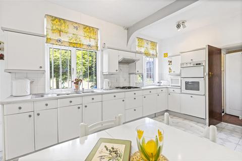 undefined, Donnington Road, Willesden, NW10