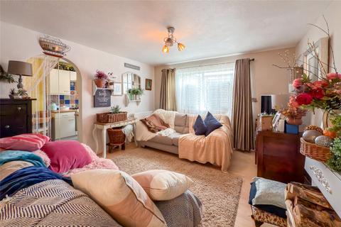 2 bedroom apartment for sale, Aysgarth Close, Harpenden, Hertfordshire, AL5