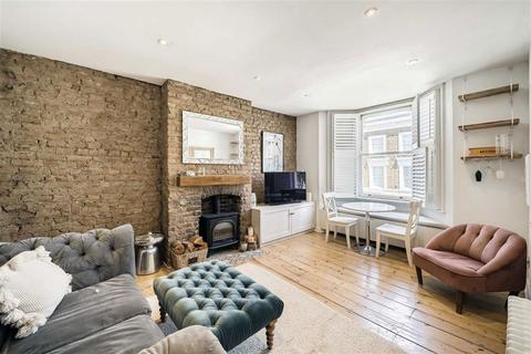 2 bedroom flat for sale, Elm Park, London SW2