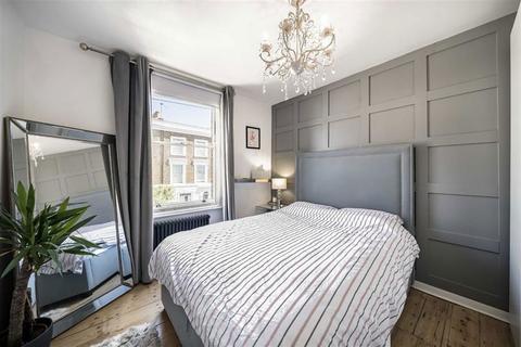 2 bedroom flat for sale, Elm Park, London SW2