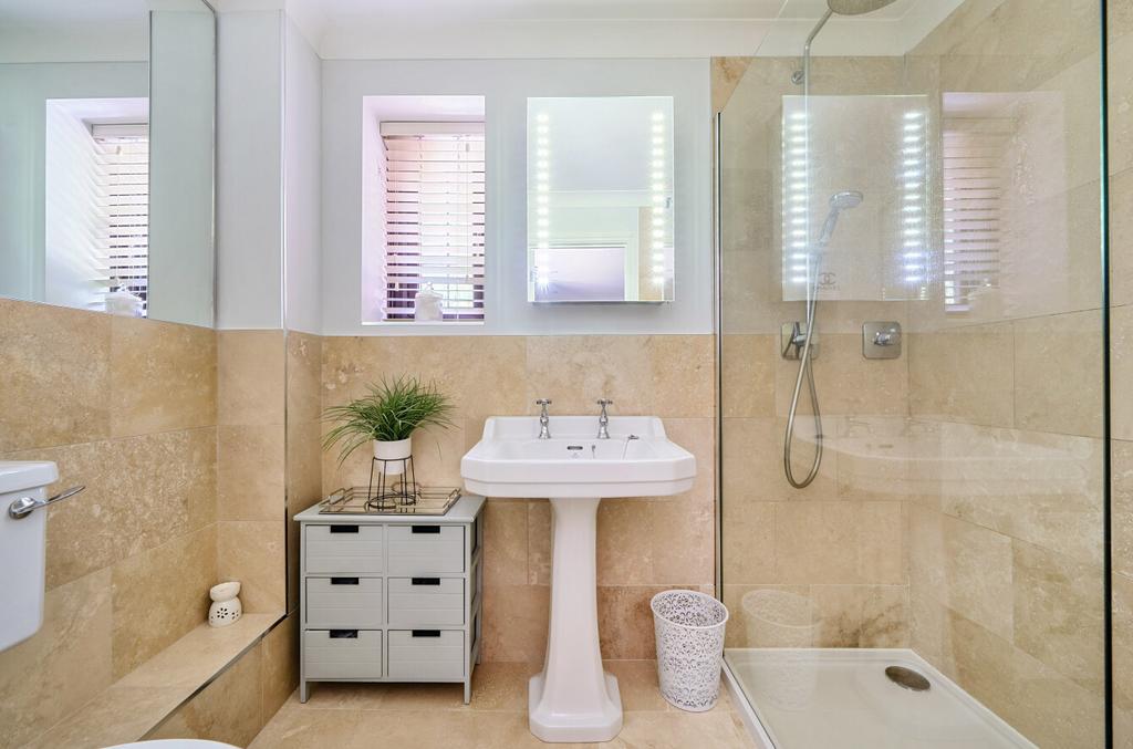 1300097-14-686bec...