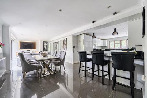 4 bedroom detached house for sale, Stonehill Road, Hampshire GU35