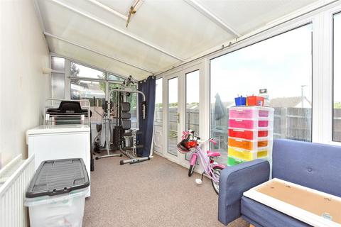 20 Anson Close, Chatham, ME5 7QX