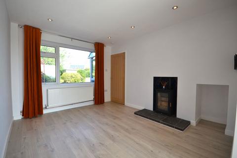 3 bedroom end of terrace house to rent, Harrington Road, Kettering NN14
