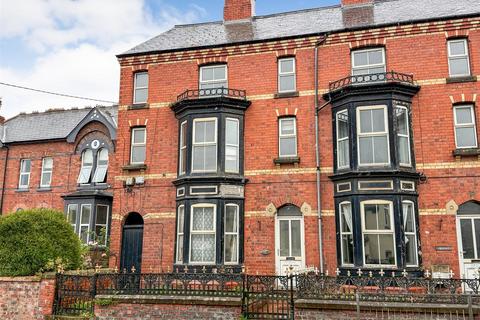 4 bedroom terraced house for sale, New Road, Newtown