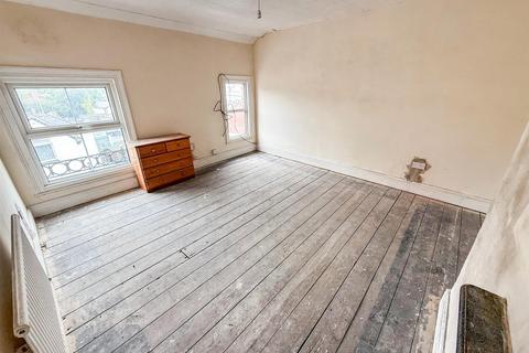 4 bedroom terraced house for sale, New Road, Newtown