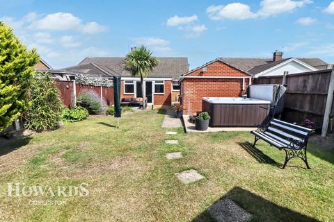 undefined, Willow Avenue, Bradwell