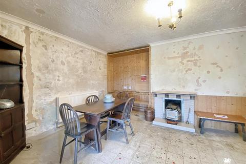 3 bedroom detached bungalow for sale, Jameston, Tenby