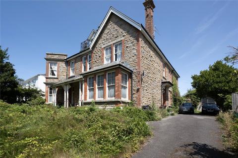 Kings Road, Penzance TR18