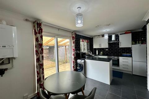2 Greenham, Bretton, Peterborough, PE3 9YP