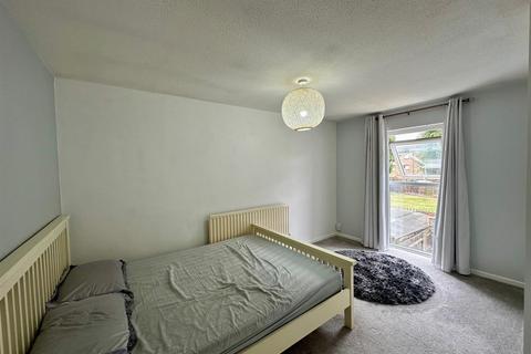 2 Greenham, Bretton, Peterborough, PE3 9YP