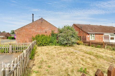 3 bedroom detached bungalow for sale, Charles Close, Toftwood