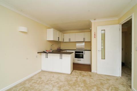 1 bedroom apartment for sale, Homemill House Phase I, New Milton BH25