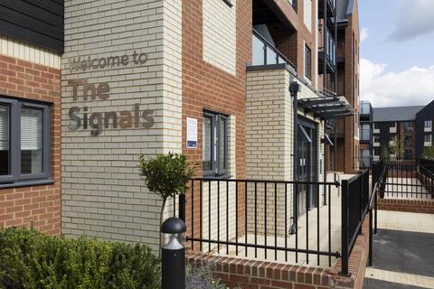 undefined, The Signals, Hook RG27