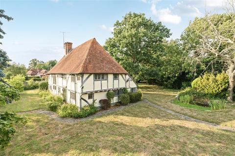 3 bedroom character property for sale, Bethersden Road, Smarden, Ashford