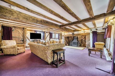 3 bedroom character property for sale, Bethersden Road, Smarden, Ashford