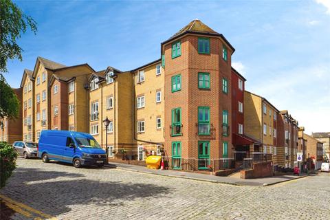 2 bedroom apartment for sale, Glendale, Folkestone CT20