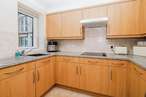 1 bedroom apartment for sale, Reynolds Court, Woolton L25