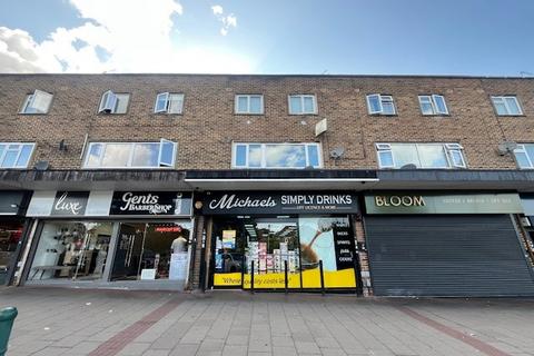 Studio to rent - Hobs Moat Road, Solihull B92