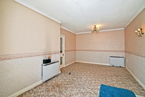 2 bedroom apartment for sale, Penhaligon Court, Truro TR1