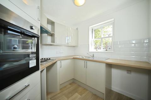 undefined, Avongrove Court, Off Staplegrove Road TA1