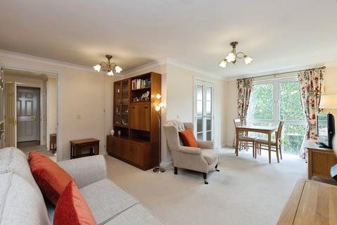 1 bedroom apartment for sale, St Michaels Court, Bishops Cleeve GL52