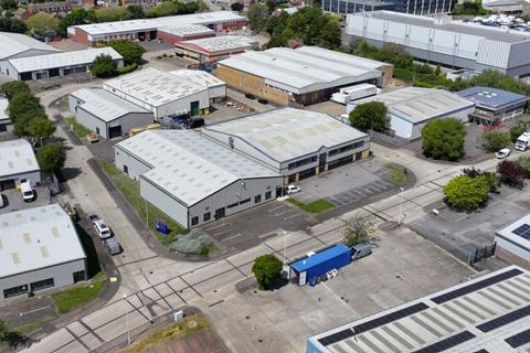Warehouse to rent, Decoy Rd Worthing BN14 8ND