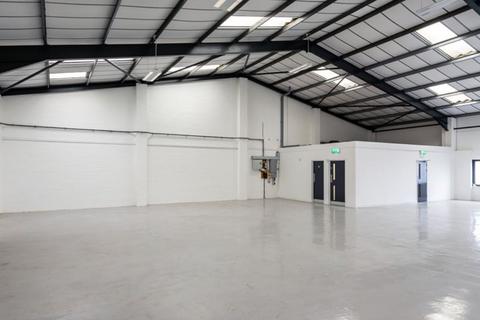 Warehouse to rent, Decoy Rd Worthing BN14 8ND