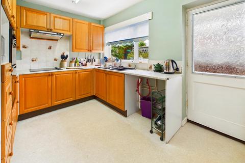 undefined, Celyn Close, Guilsfield, Welshpool