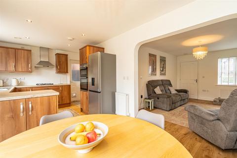 26 Almond Drive, Coppull, Chorley, PR7 4AX