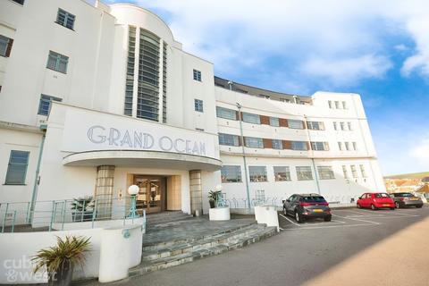 2 bedroom apartment to rent, Grand Ocean Longridge Avenue BN2