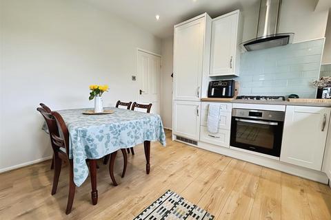 34 Derwent Road, Bradford, BD2 4HR