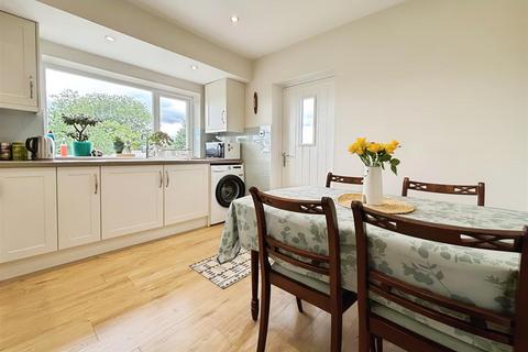 34 Derwent Road, Bradford, BD2 4HR