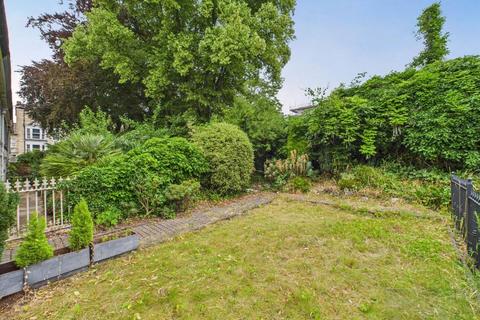 2 bedroom terraced house for sale, Regent Road, Leicester