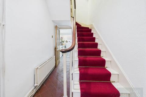 2 bedroom terraced house for sale, Regent Road, Leicester